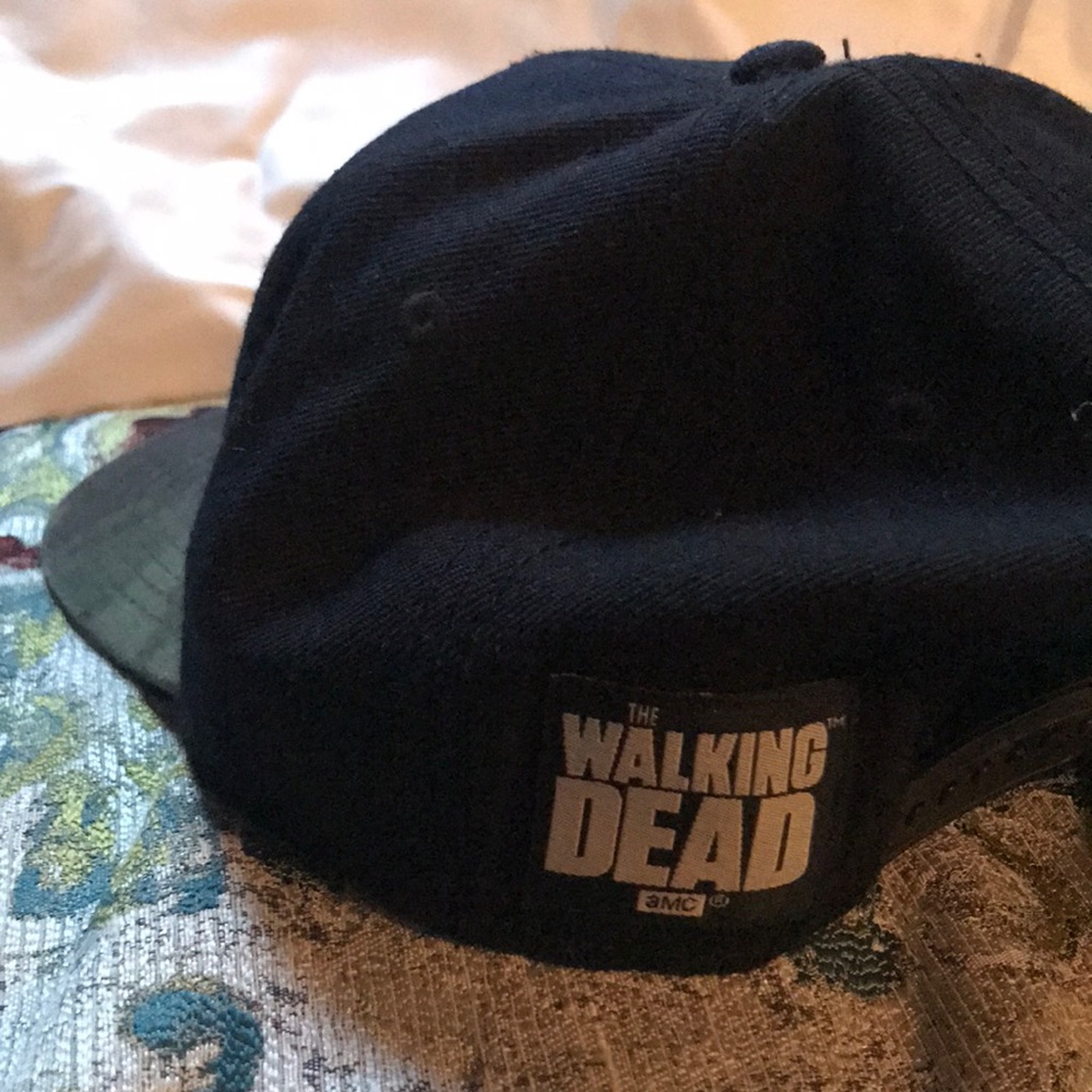 SnapBack - Picture 2 of 2